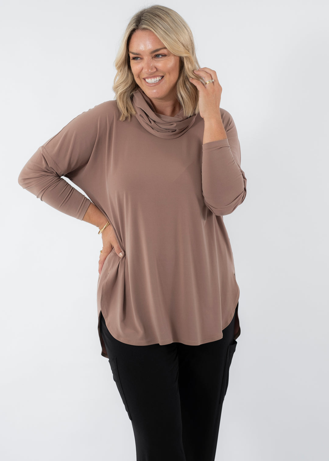 Solo tunic with snood in Coffee
