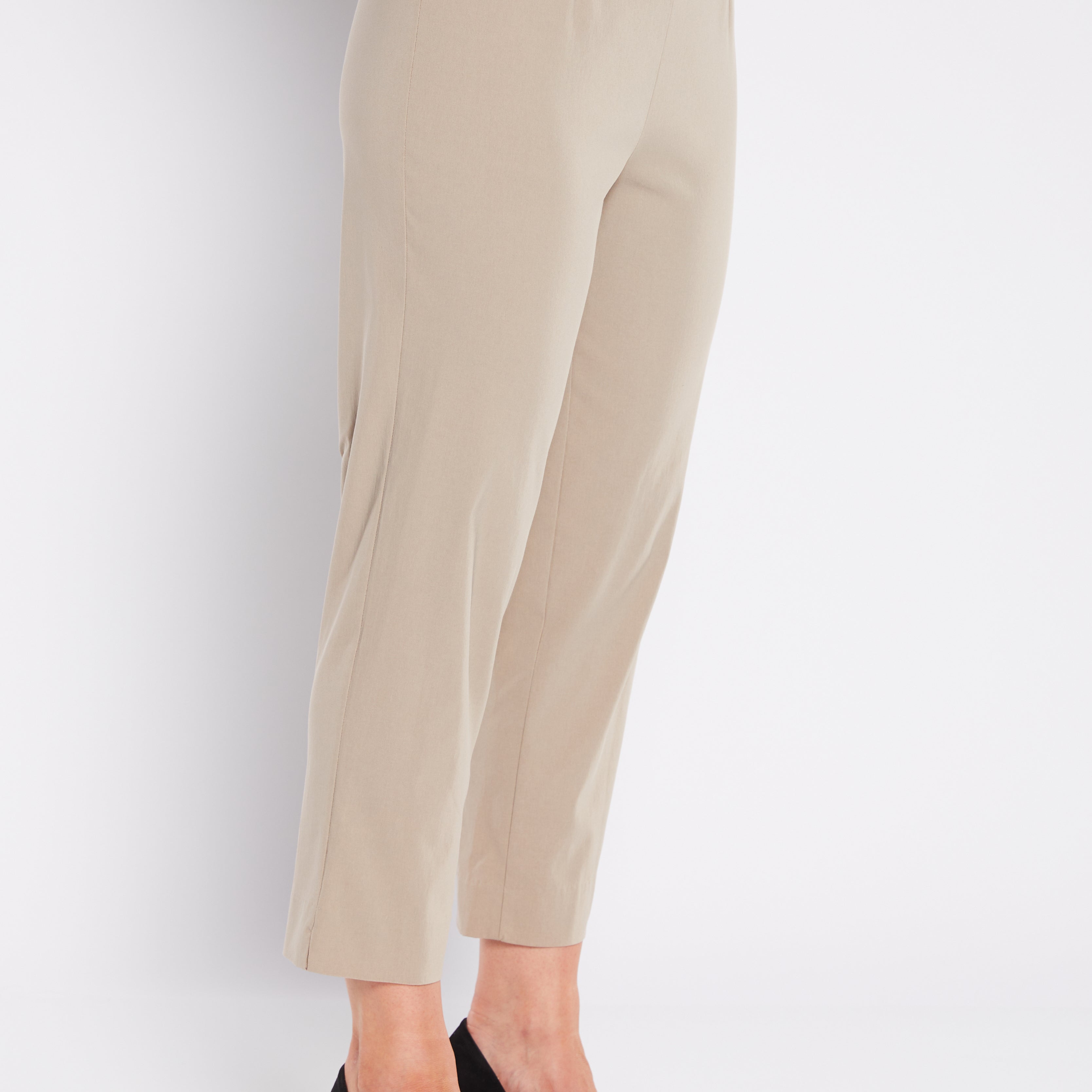 Wow Heritage miracle stretch Bengaline 7/8 straight pants in Raffia