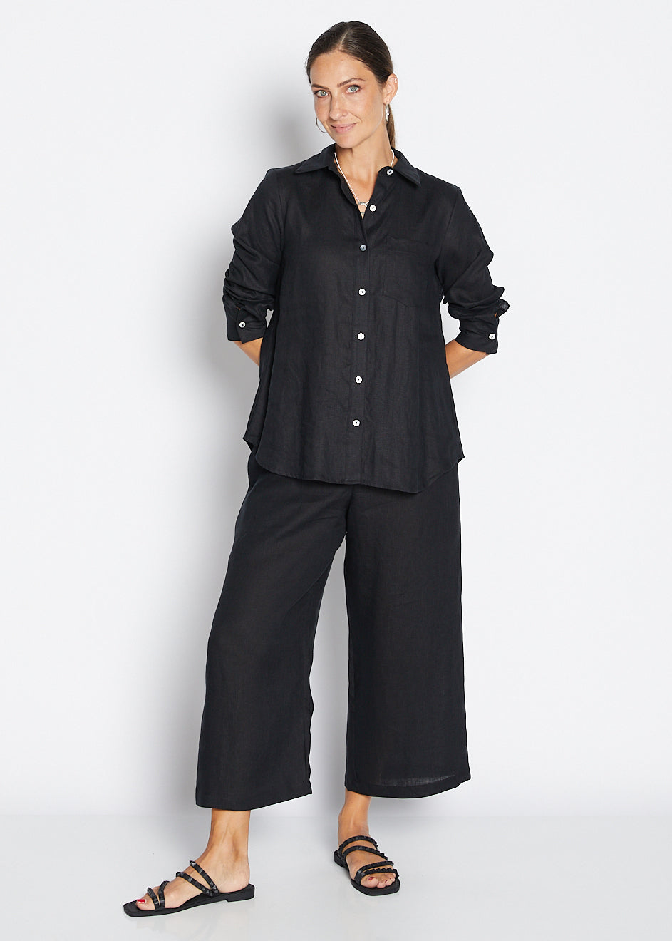 Zeze Havana luxe linen crop pant in black