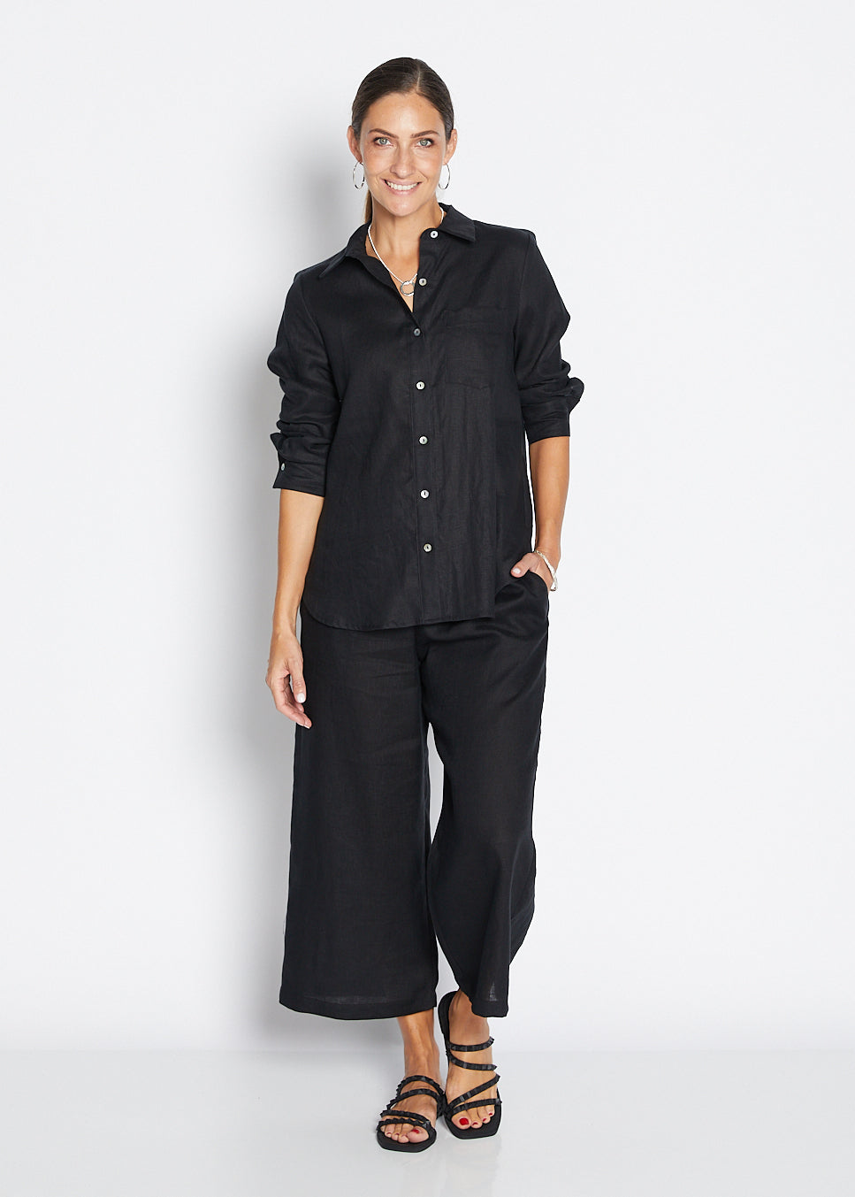 Zeze Havana luxe linen crop pant in black