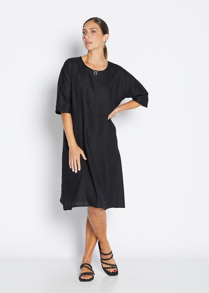 Monet Havana luxe linen dress in black