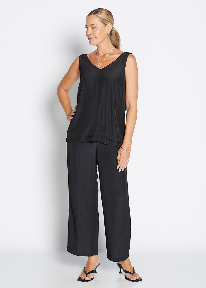 Violin Lustre wide leg pants in black