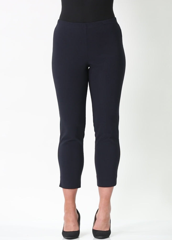 Everyday miracle stretch Bengaline 7/8 fitted pant in Ink navy