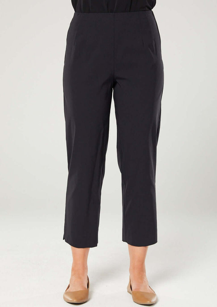 Wow Miracle Bengaline Women's 7/8th length straight-cut pants in black.