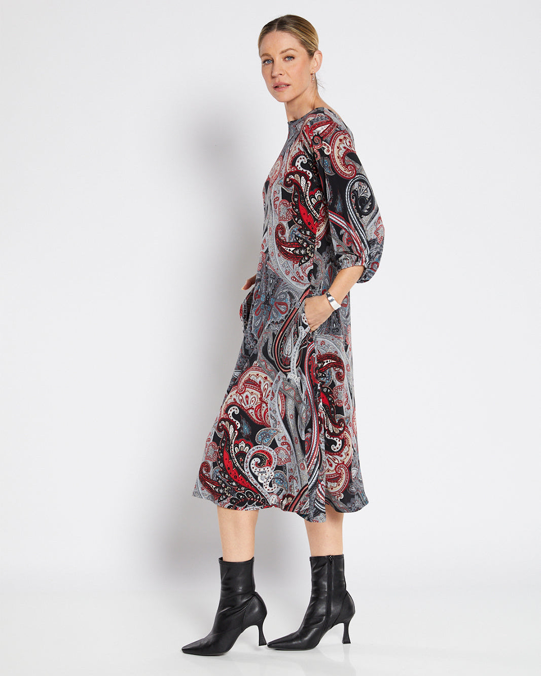 Paisley – Timeless Fashion's Favourite Print