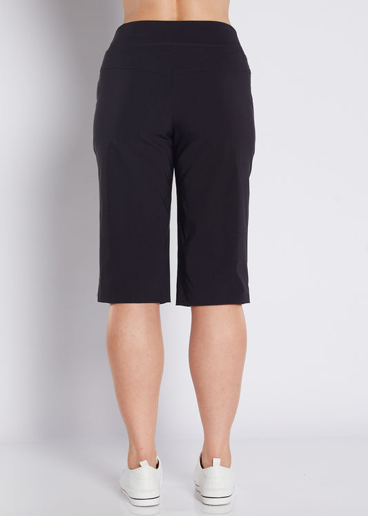 Bengaline Stretch Pocket Shorts in Black