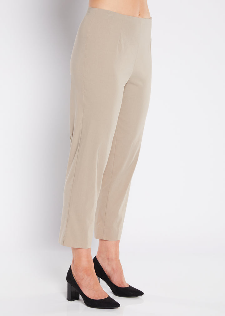 Wow miracle stretch Bengaline 7/8 straight pants in Raffia