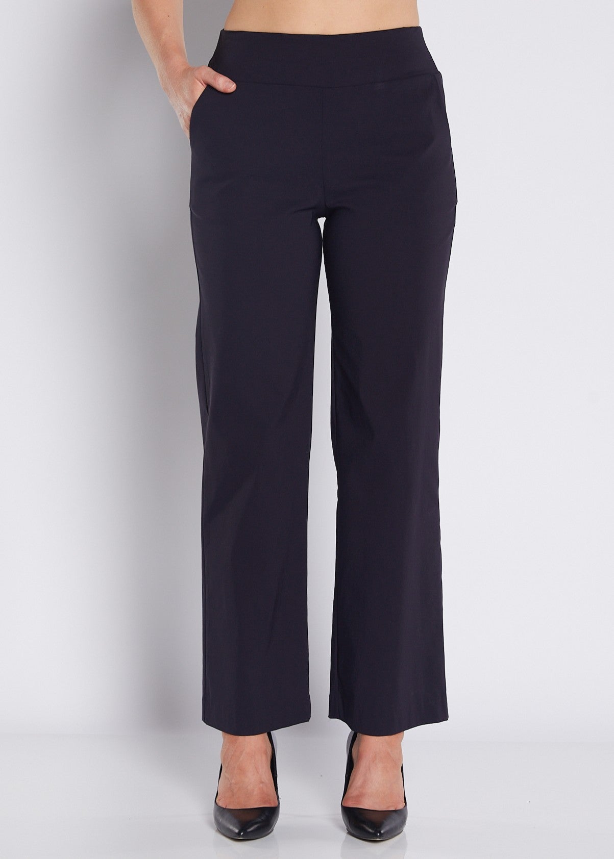 Bengaline Stretch Wide Leg Pant with Pockets in Navy