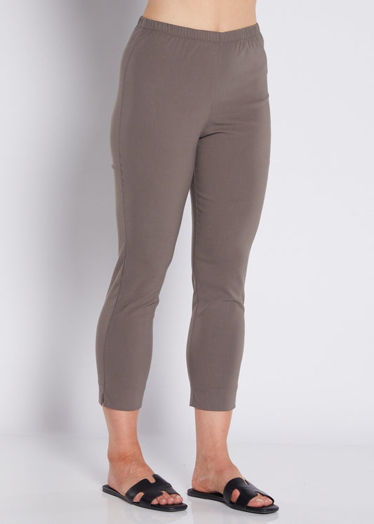 Everyday Heritage Bengaline miracle stretch 7/8 fitted pant in bark neutral