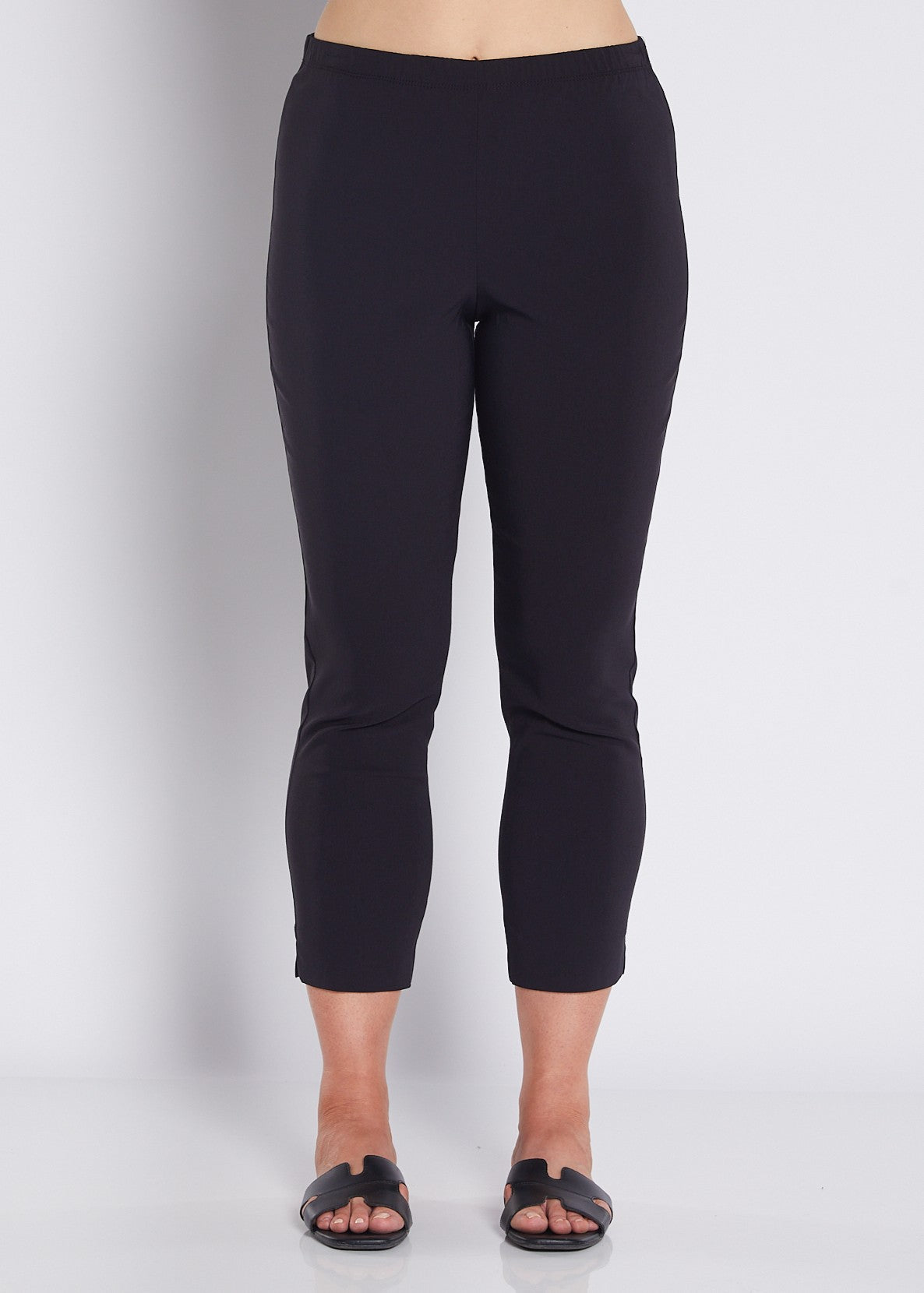 Everyday Heritage Bengaline miracle stretch 7/8 fitted pant in black