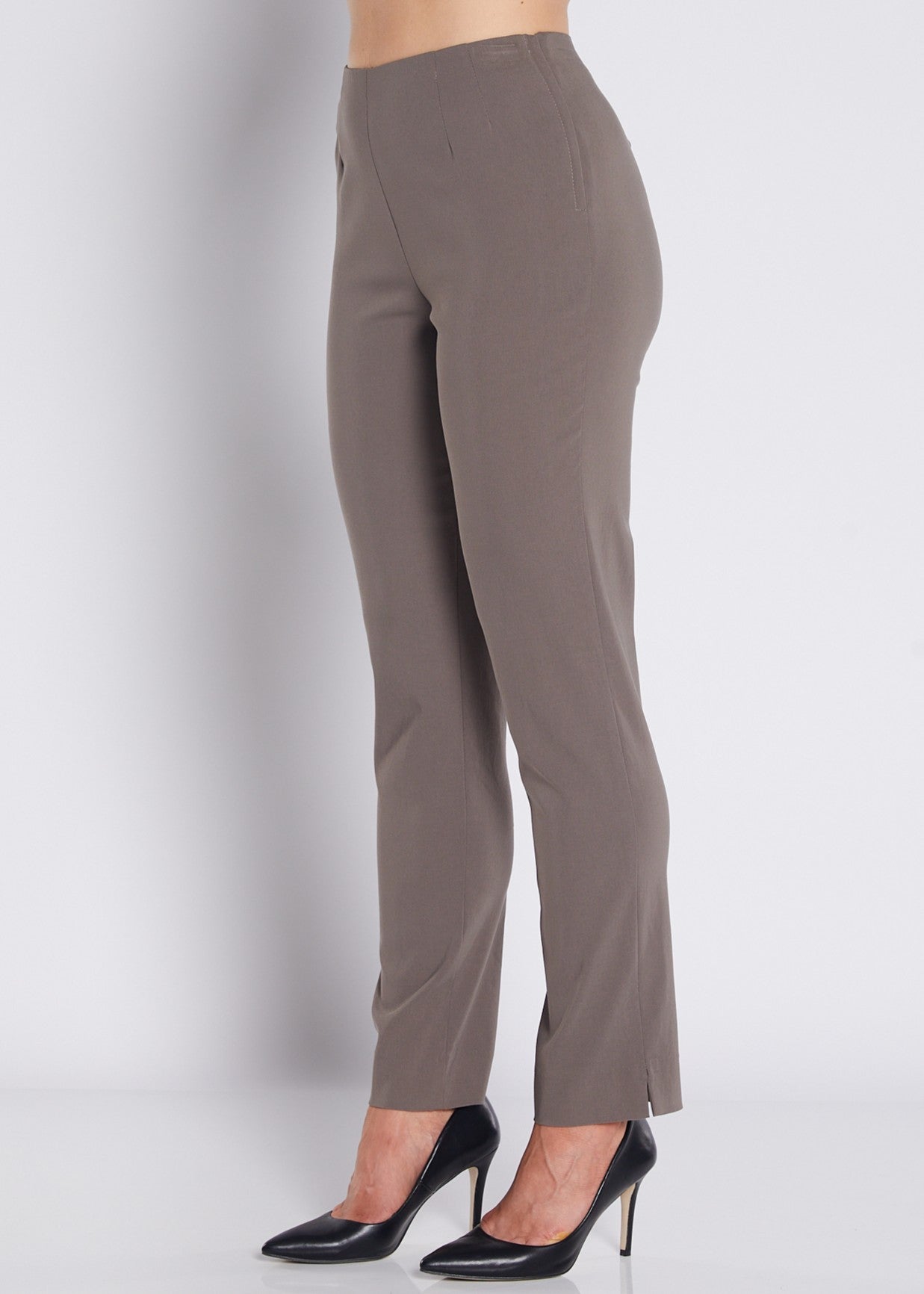 Gem Heritage Bengaline miracle stretch side zip straight pants in bark neutral