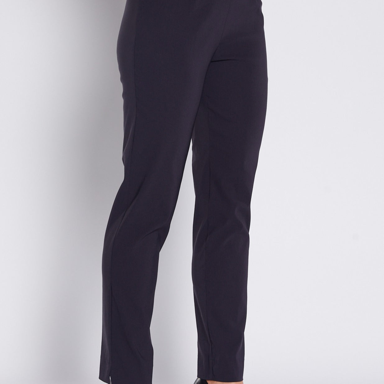 Bengaline Stretch Side Zip Straight Pants in Navy