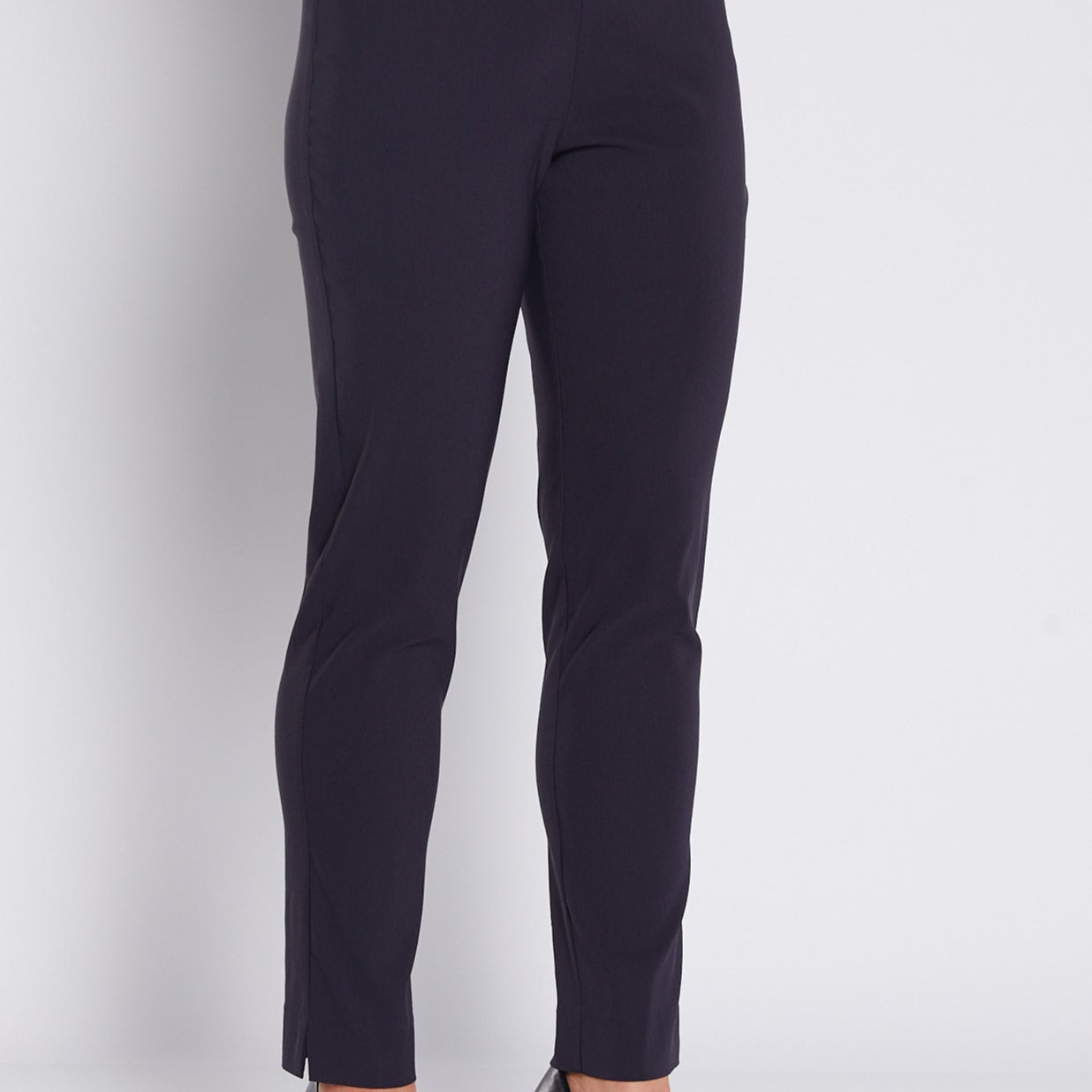 Bengaline Stretch Slim Pants in Navy