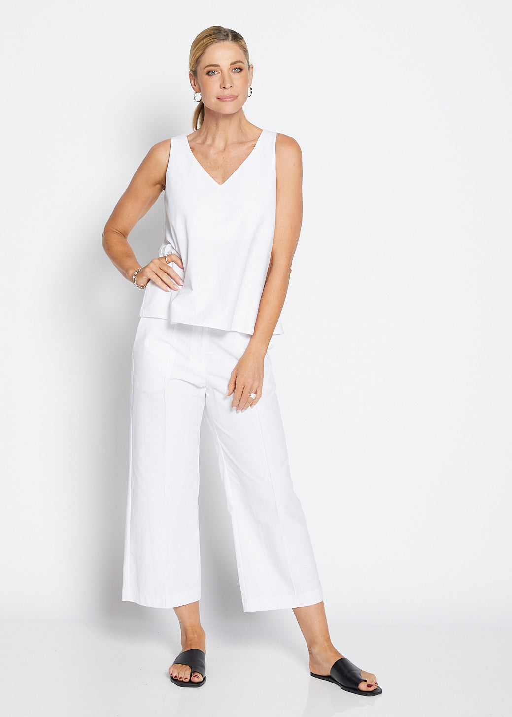 Daze Bravo cotton crop pant in white