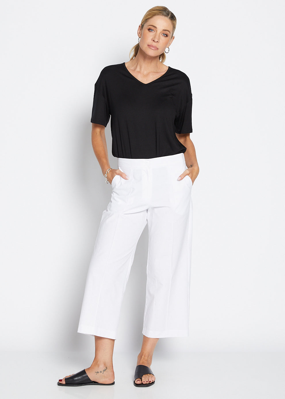 Daze Bravo cotton crop pant in white