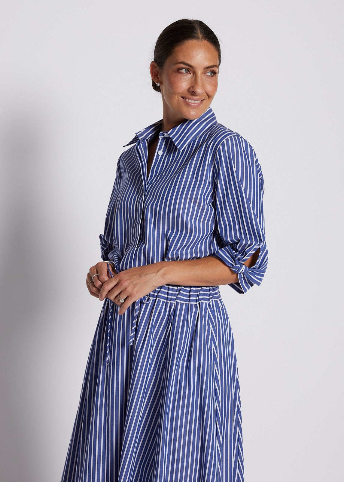 Cotton Stripe 3/4 Sleeve Tie Cuff Shirt in Indigo and White