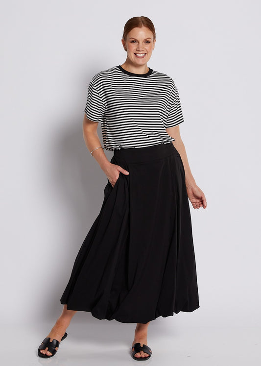 Cotton Maxi Bubble Skirt with Pockets in Black