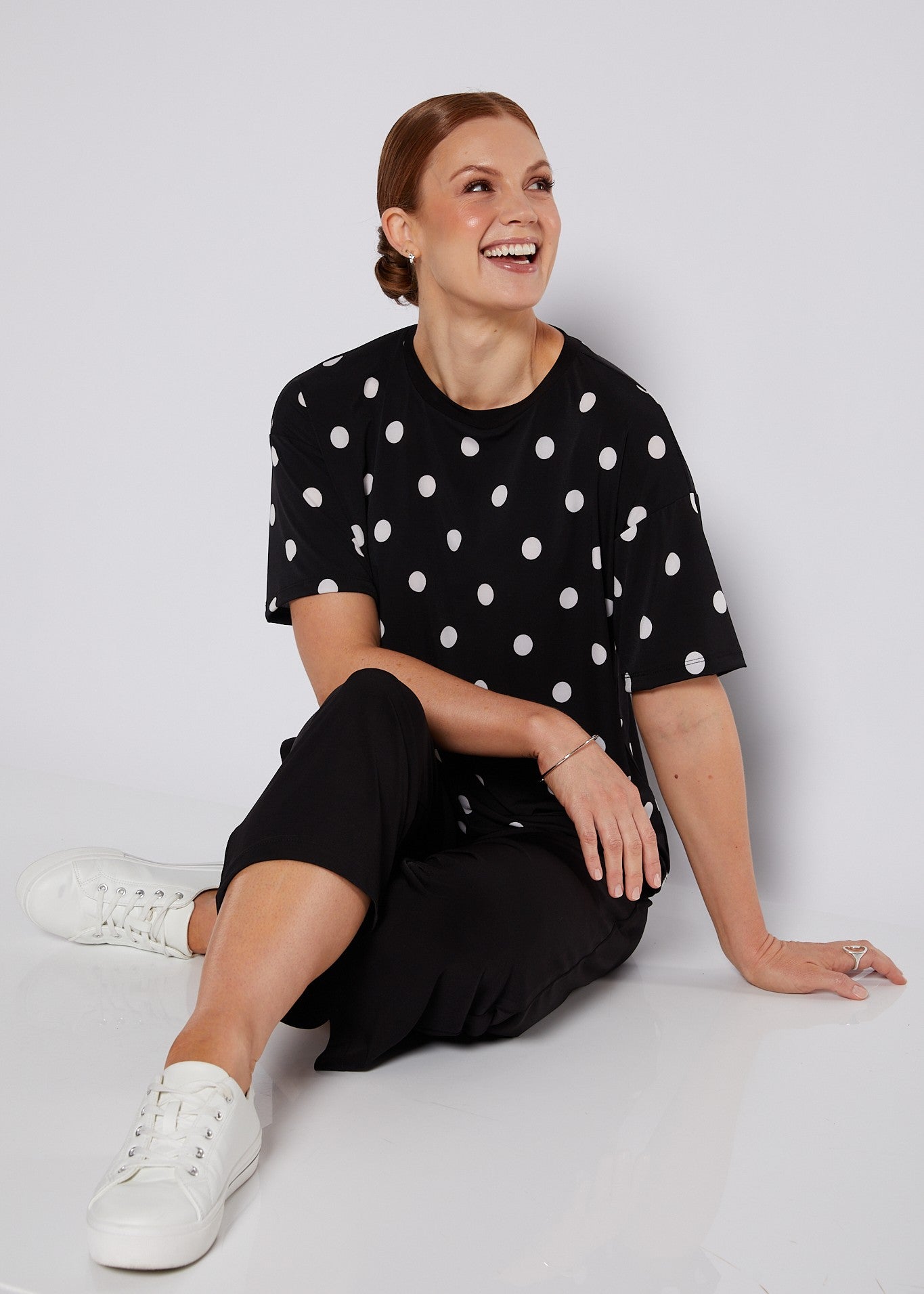 Jersey Tee Top in Black and White Polkadots