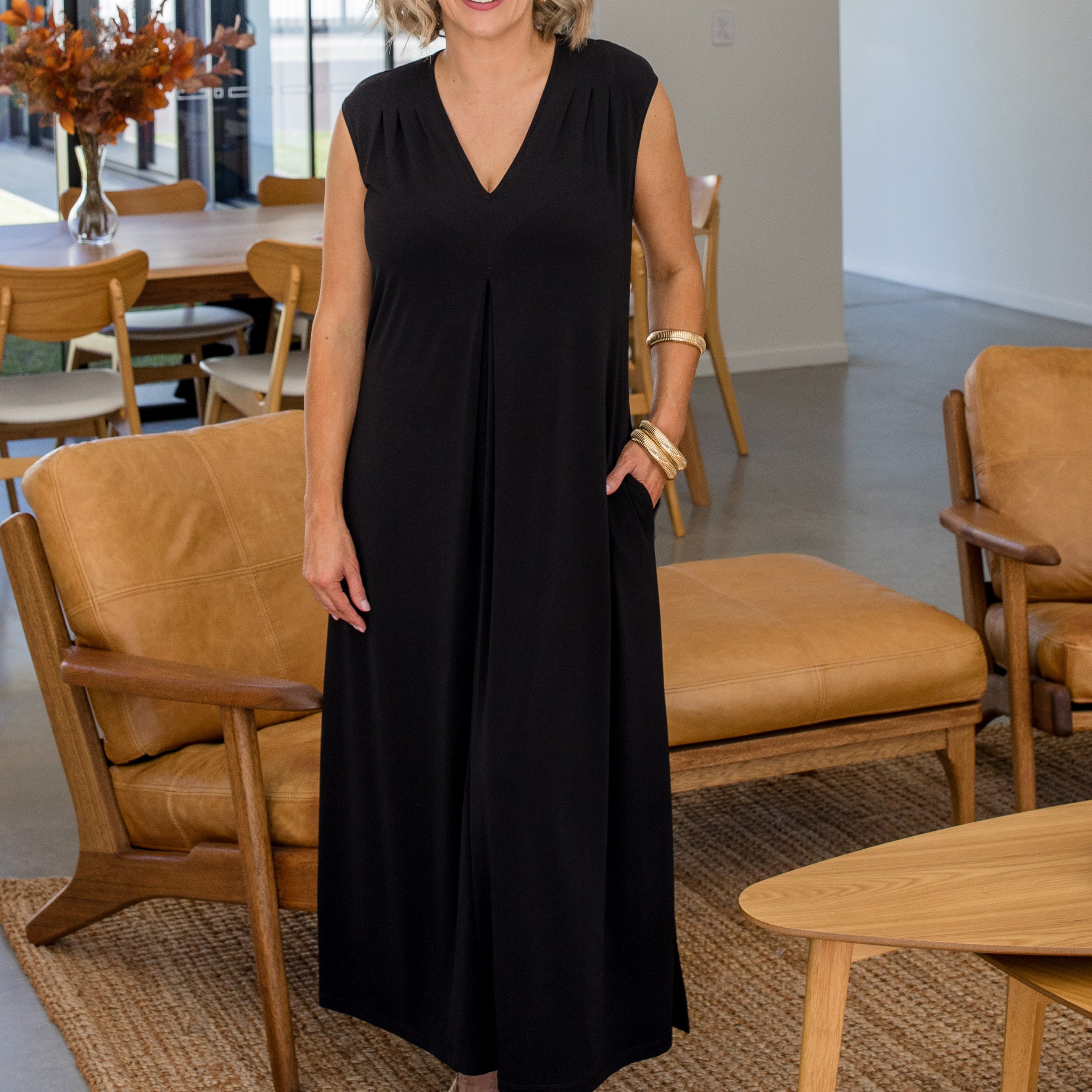 Divine jersey V neck maxi dress in Black