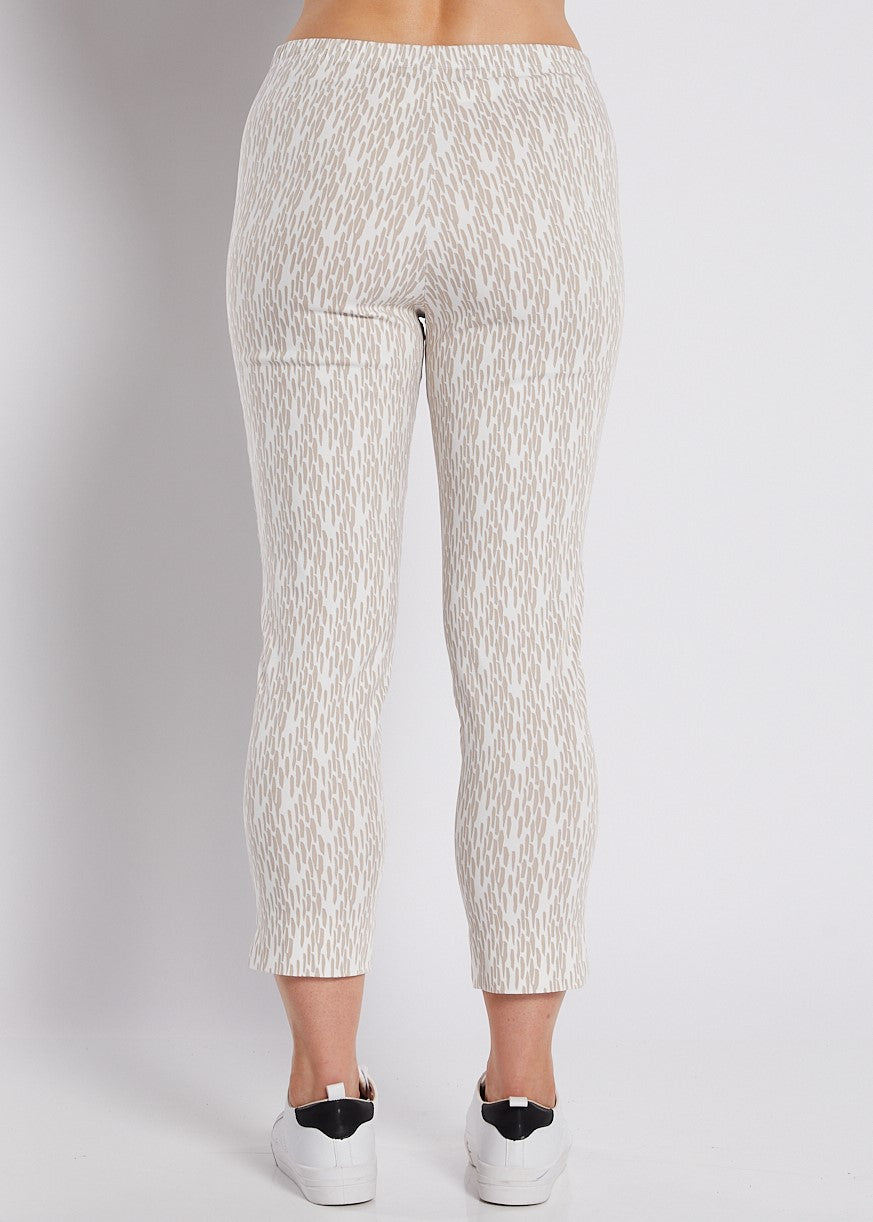 Bengaline Stretch 7/8 Fitted Pant in Neutral Beige and White Print