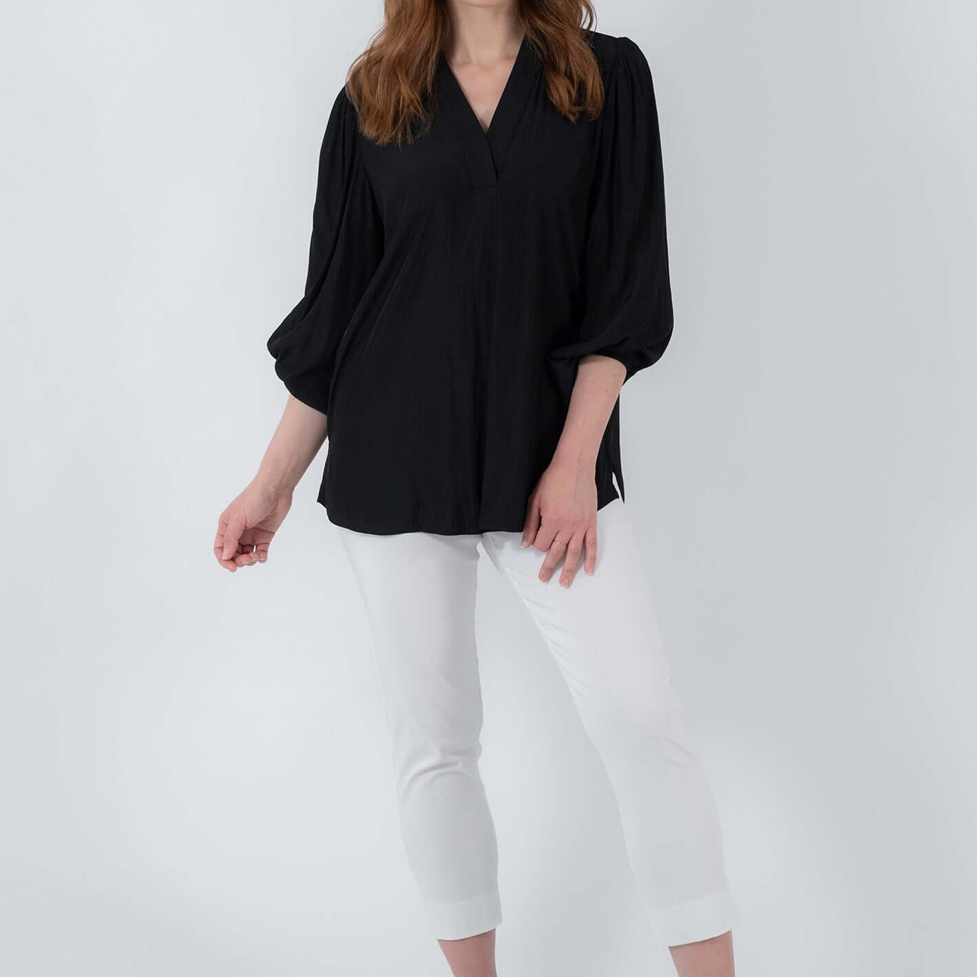 Everyday Miracle Bengaline Women's 7/8th length slim-cut pants in white.