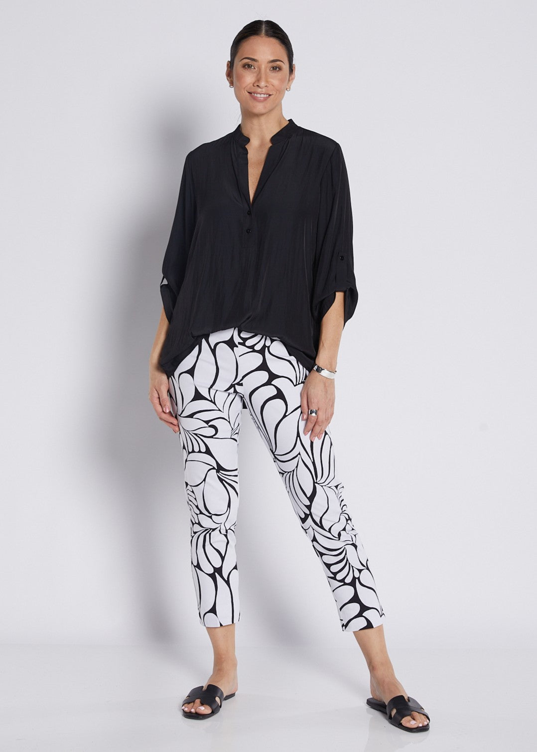 Bengaline Stretch 7/8 Fitted Pant in Black and White print