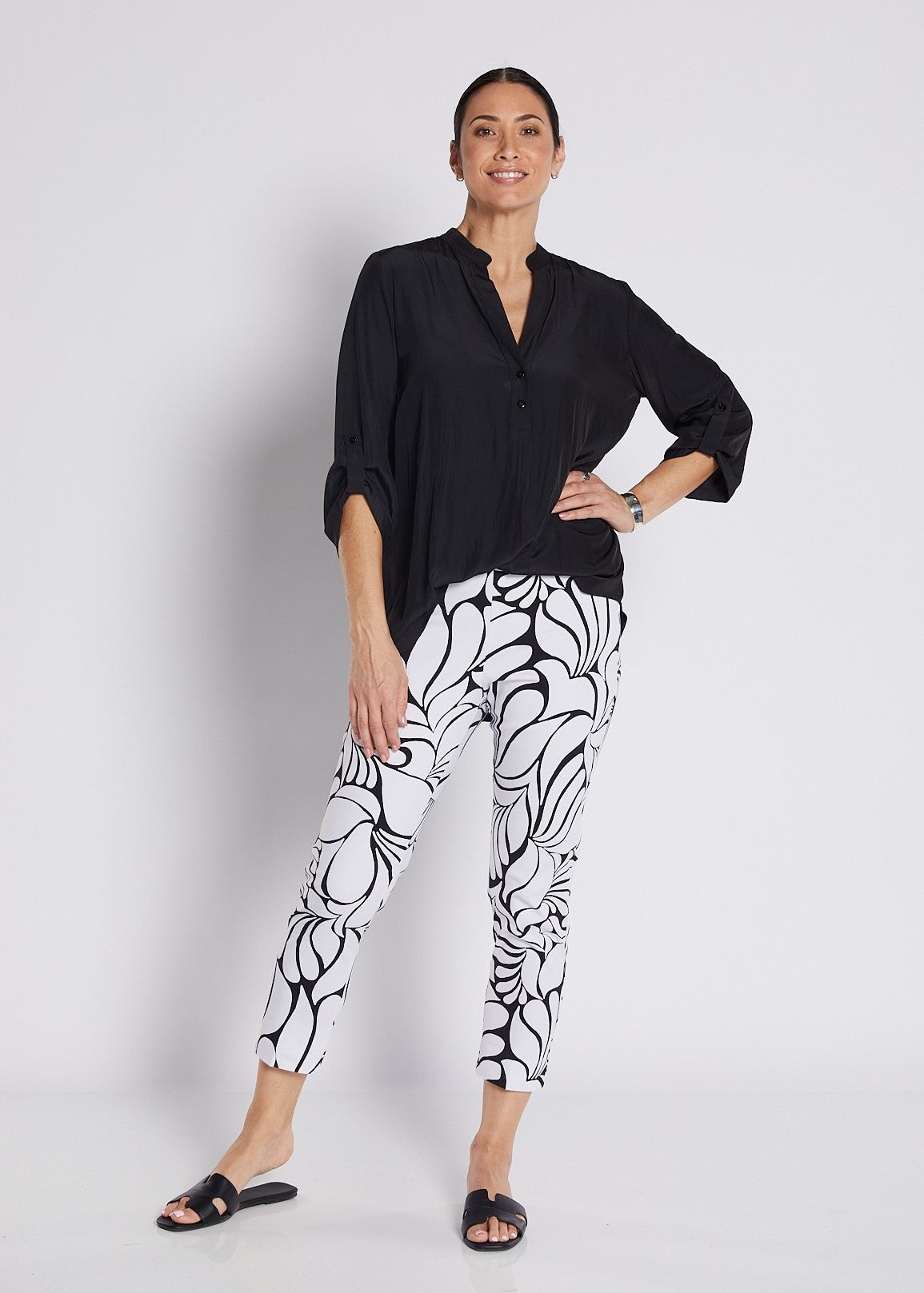 Bengaline Stretch 7/8 Fitted Pant in Black and White print