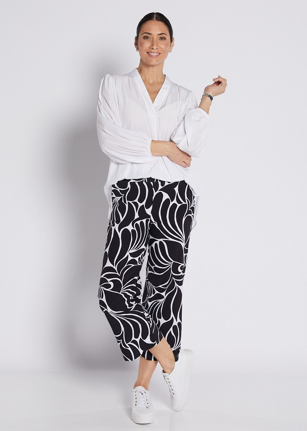 Bengaline Stretch Culotte with Pockets in Black and White Print