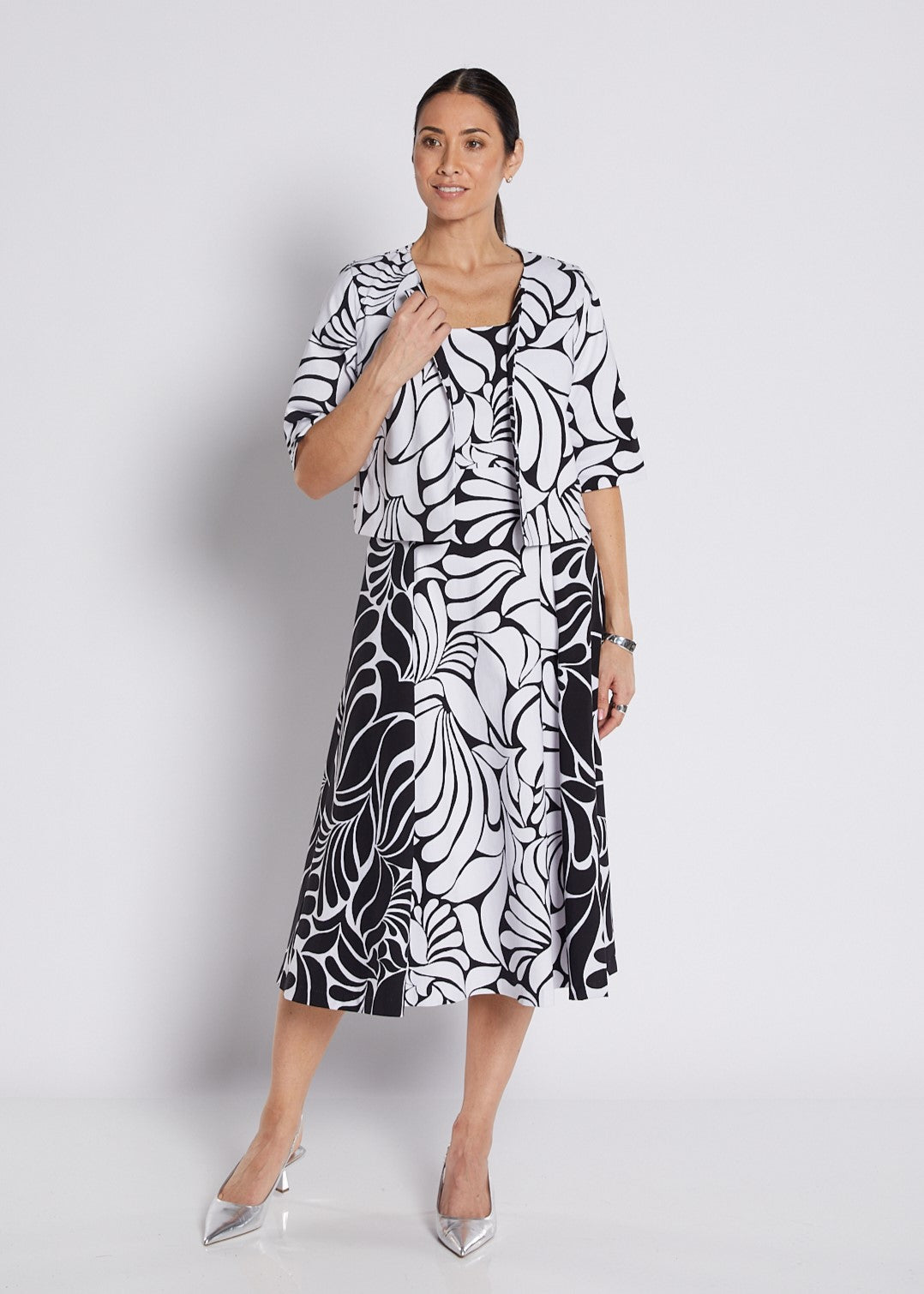 Bengaline Printed Panelled Crop Jacket in Black and White Print