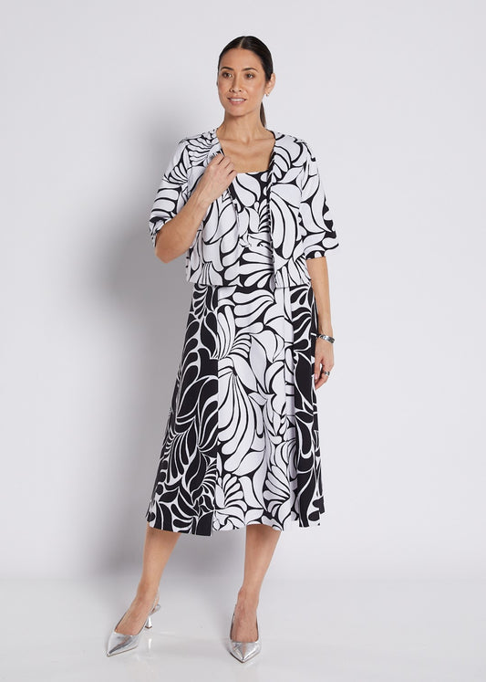 Bengaline Printed Panelled Sleeveless Pocket Dress in Black and White Print