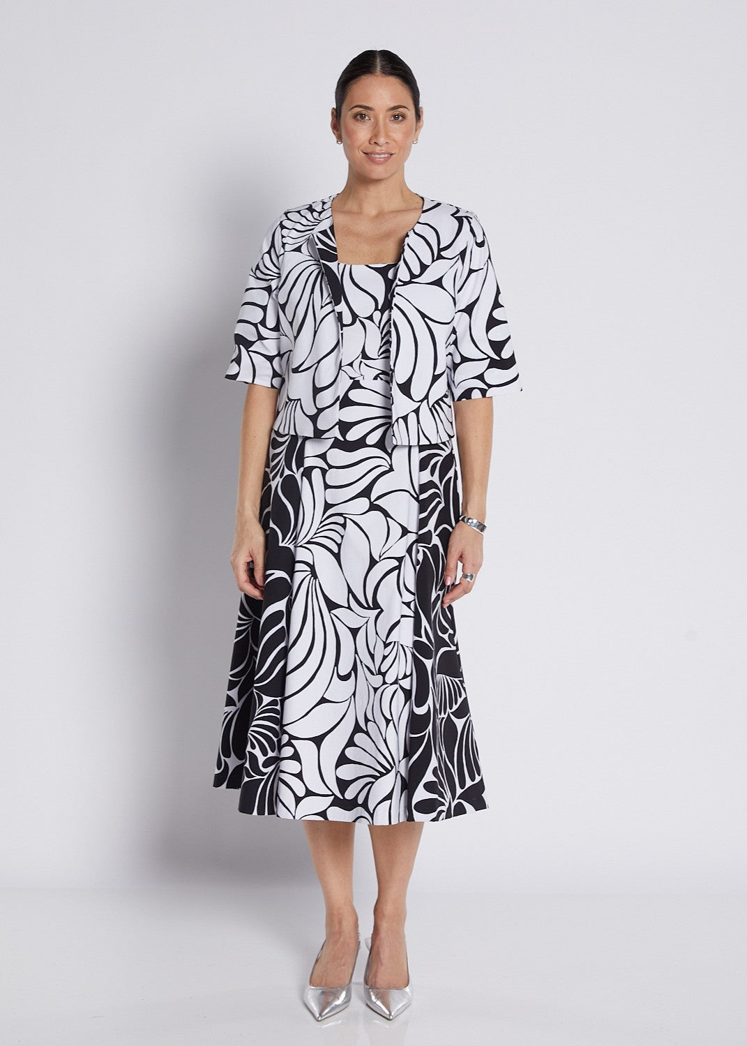 Bengaline Printed Panelled Crop Jacket in Black and White Print