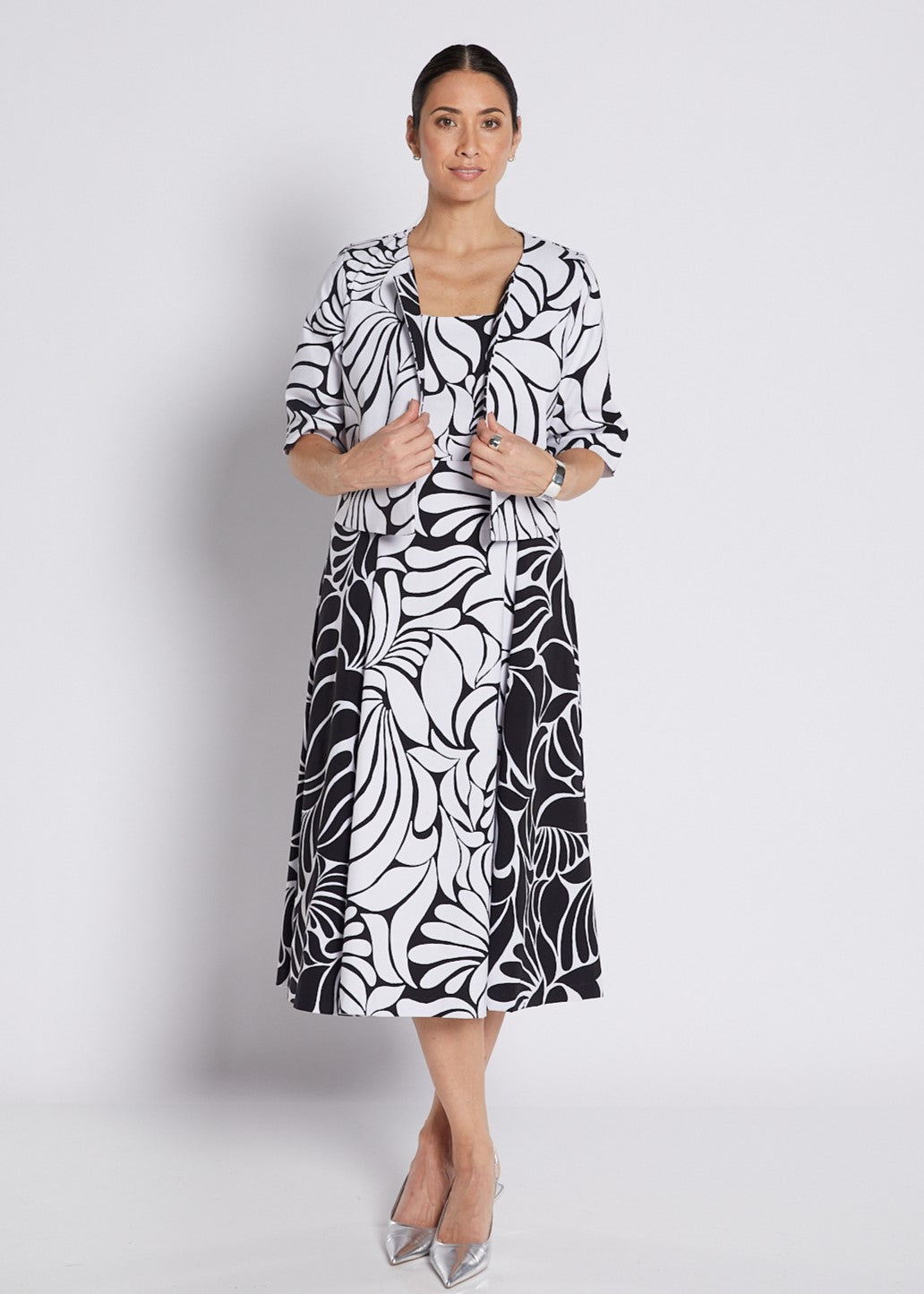 Bengaline Printed Panelled Crop Jacket in Black and White Print