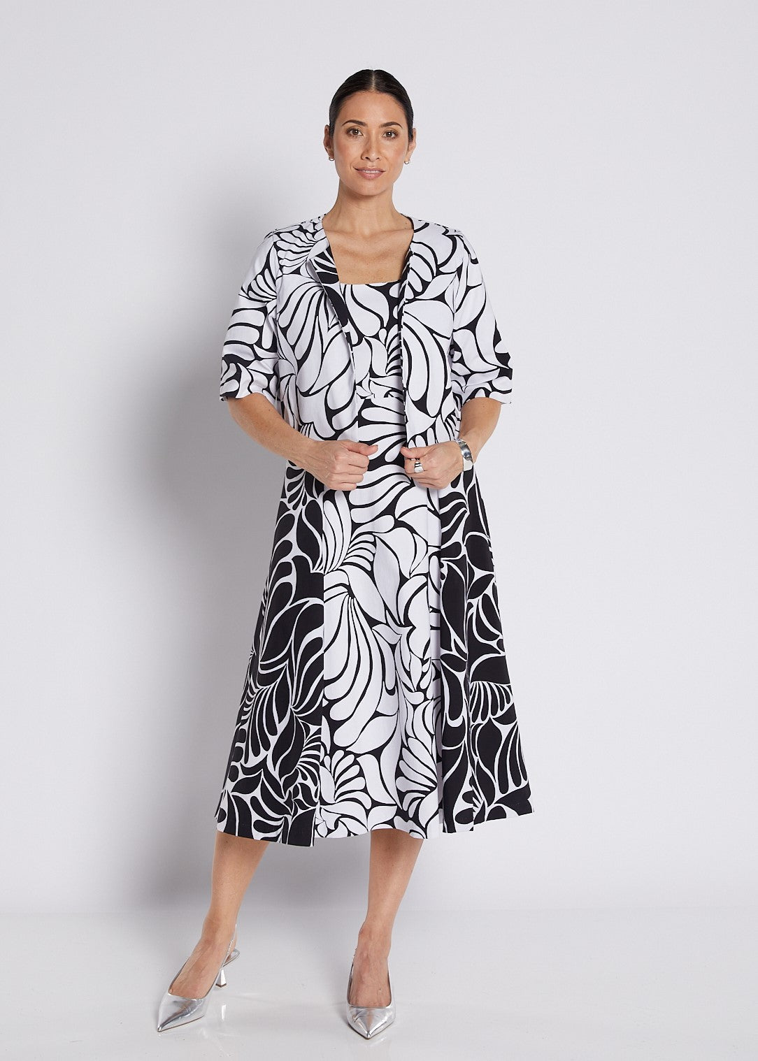 Bengaline Printed Panelled Crop Jacket in Black and White Print