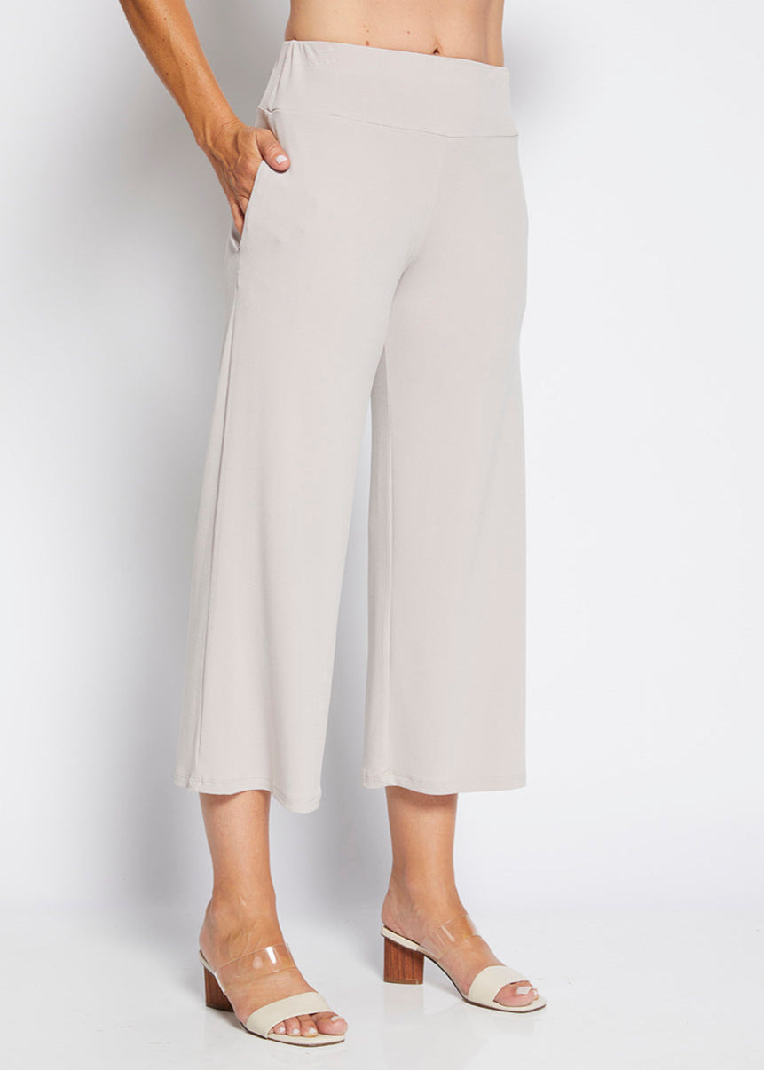 Lundie Foundation slinky jersey culotte in champagne