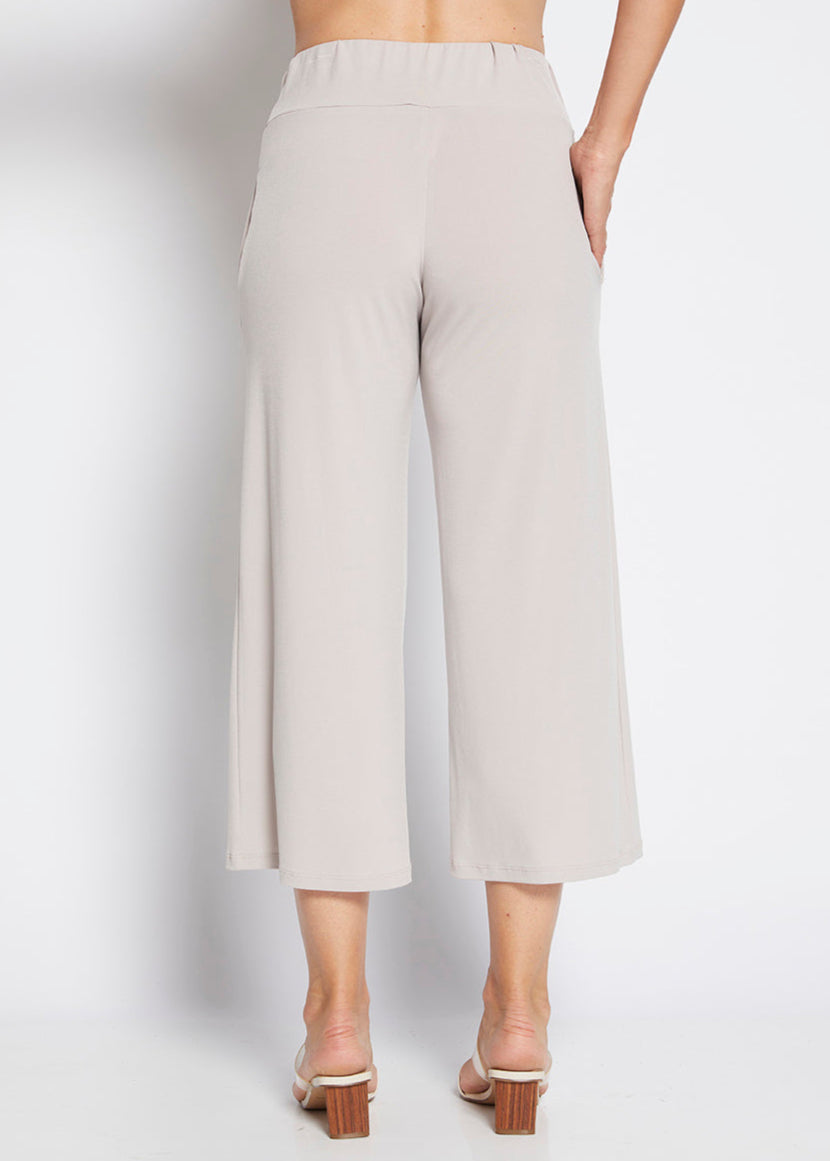 Lundie Foundation slinky jersey culotte in champagne