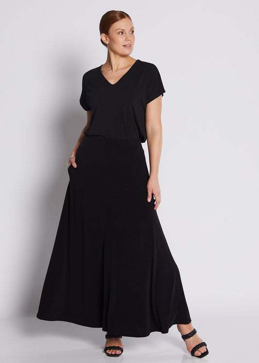 Jersey Flare Maxi Skirt with Pockets in Black