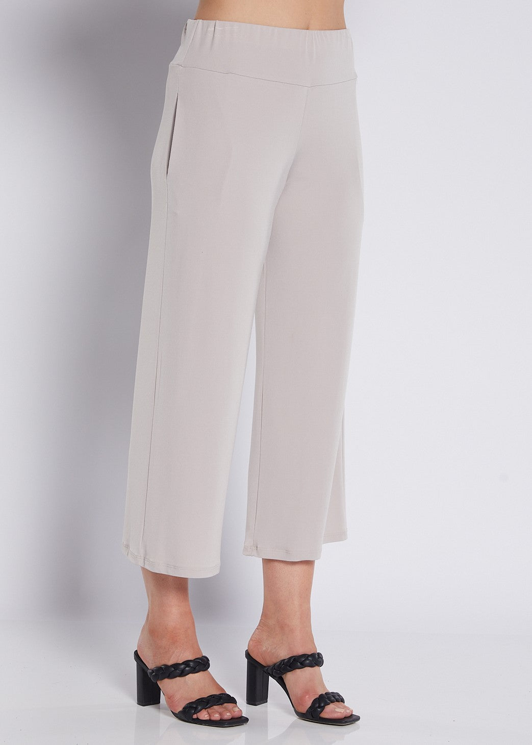 Jersey Culottes with Pockets in Neutral Champagne