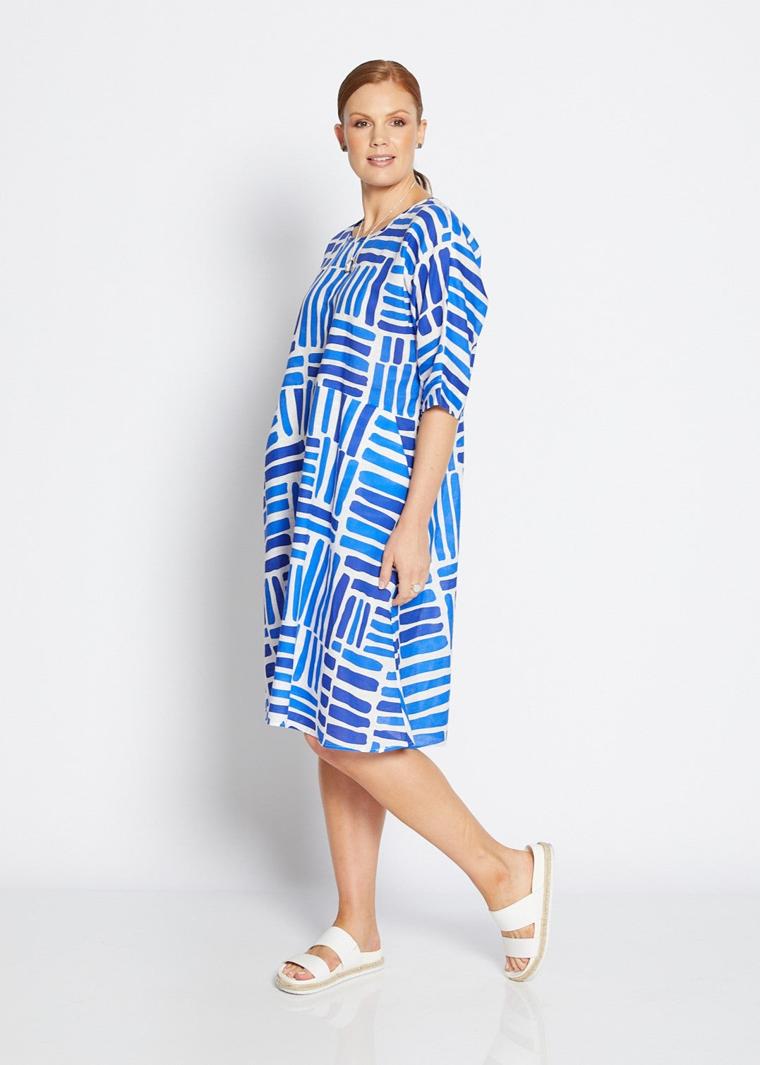 Claude linen dress in Gazebo blue