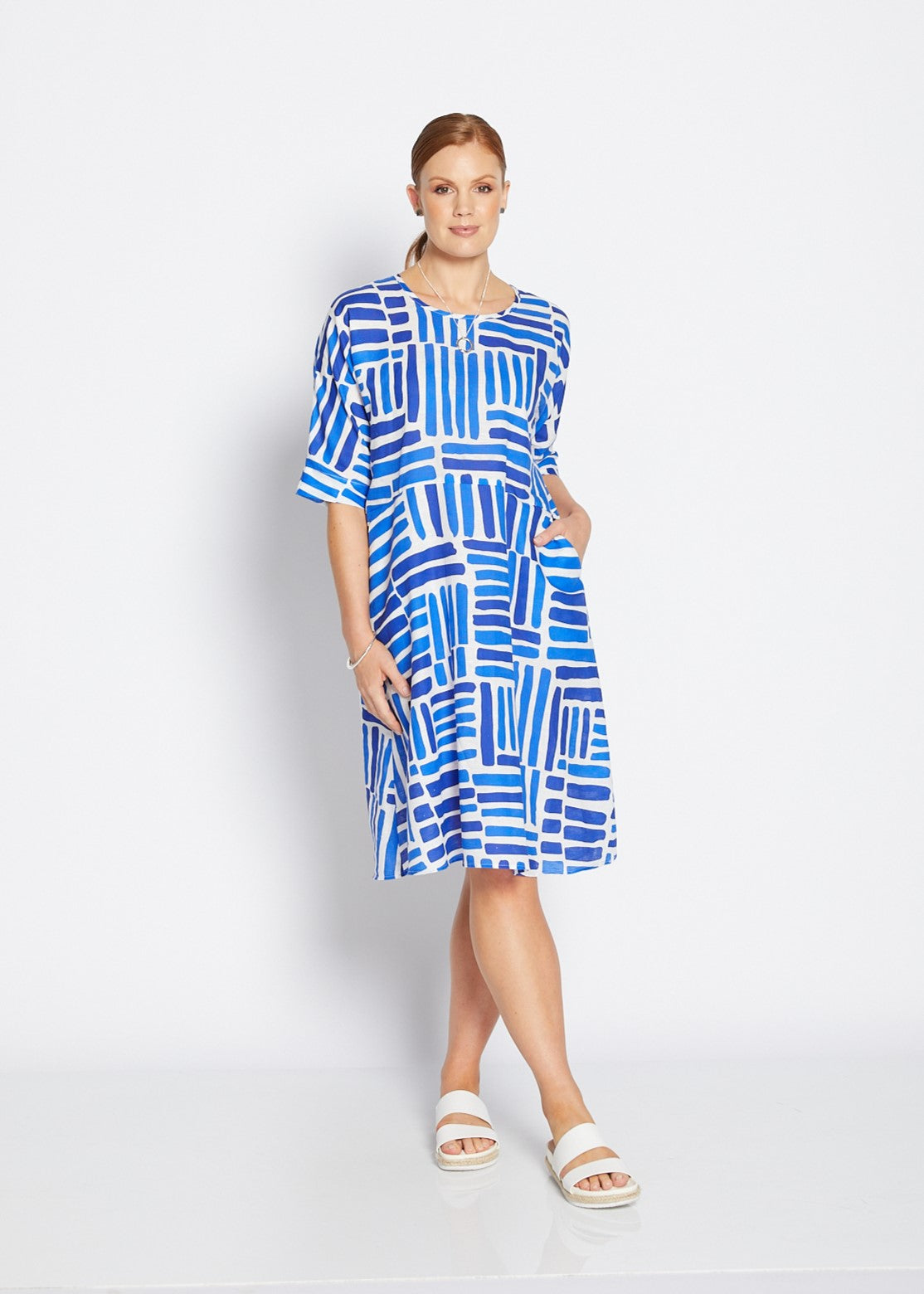 Claude linen dress in Gazebo blue