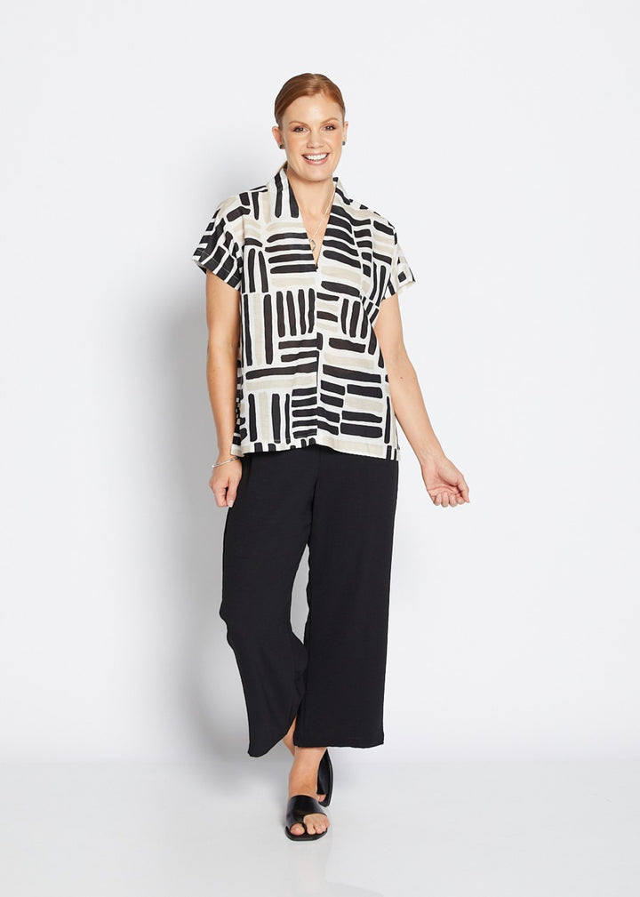 Lottie linen top in Gazebo black