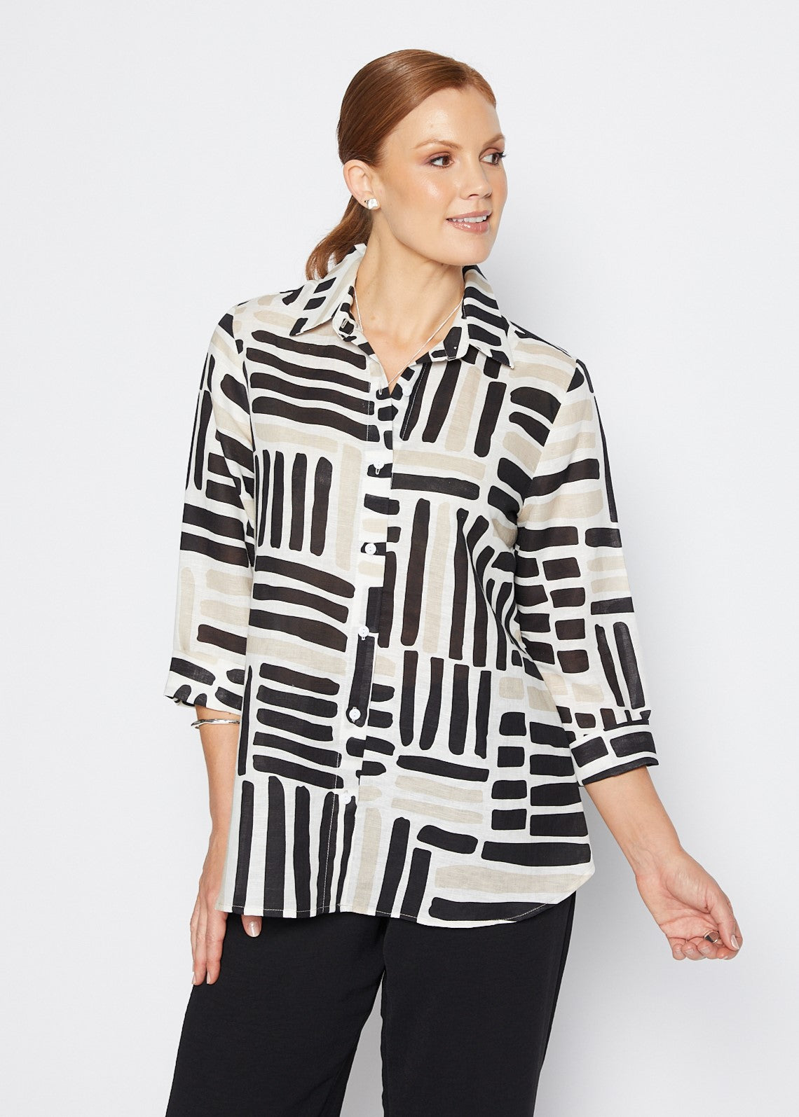 Regis linen shirt in Gazebo black