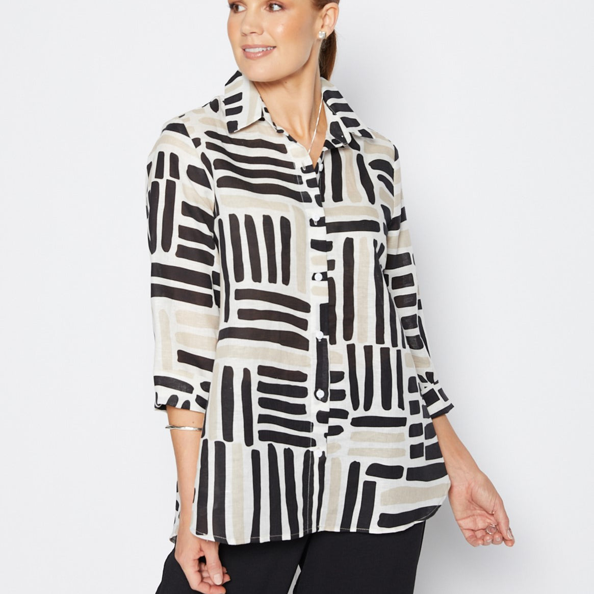 Regis linen shirt in Gazebo black