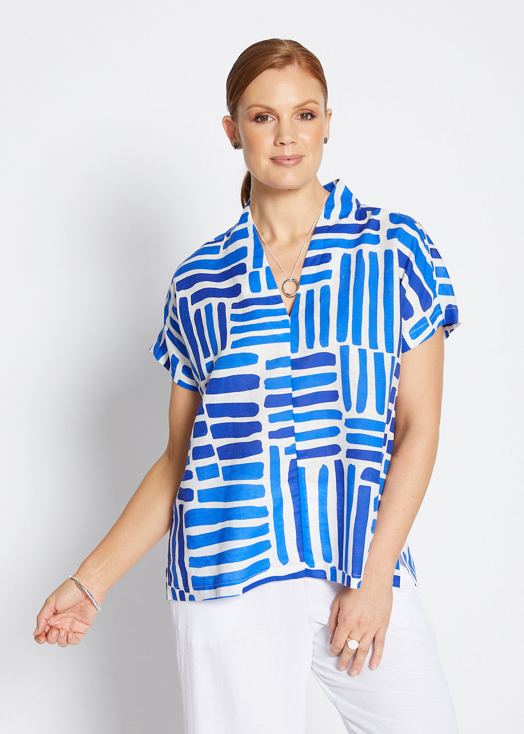 Lottie linen top in Gazebo blue
