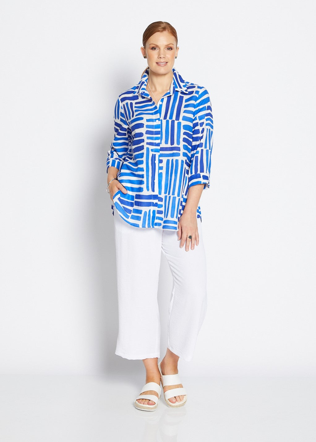 Regis linen shirt in Gazebo blue