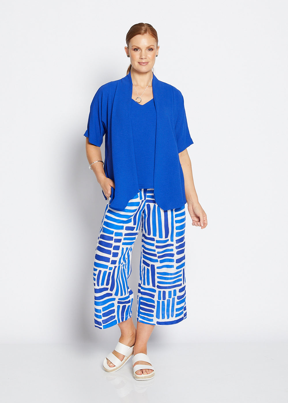 Zion linen crop pant in Gazebo blue