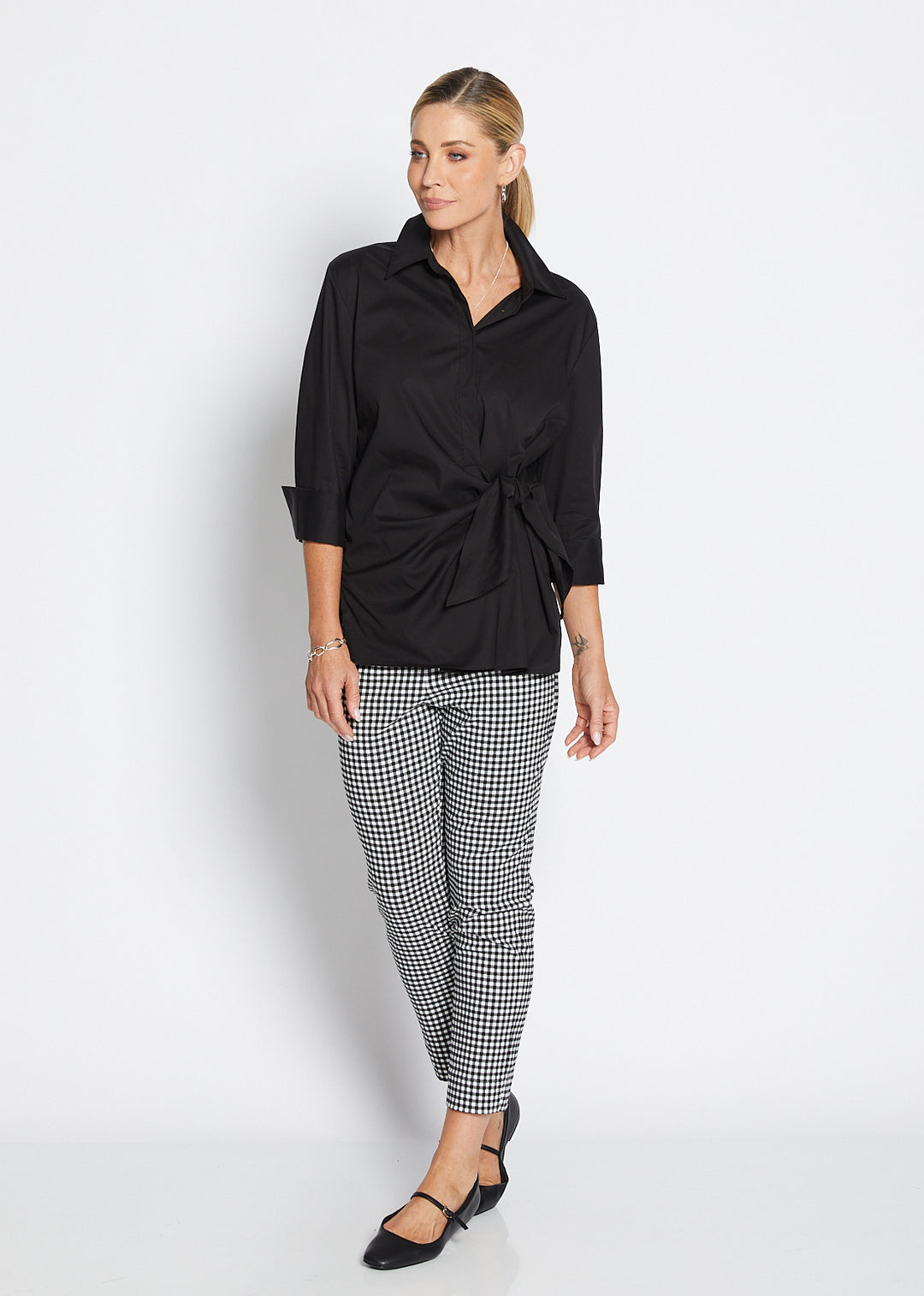 Easy Zenya Bengaline super stretch 7/8 fitted pant in Gingham black