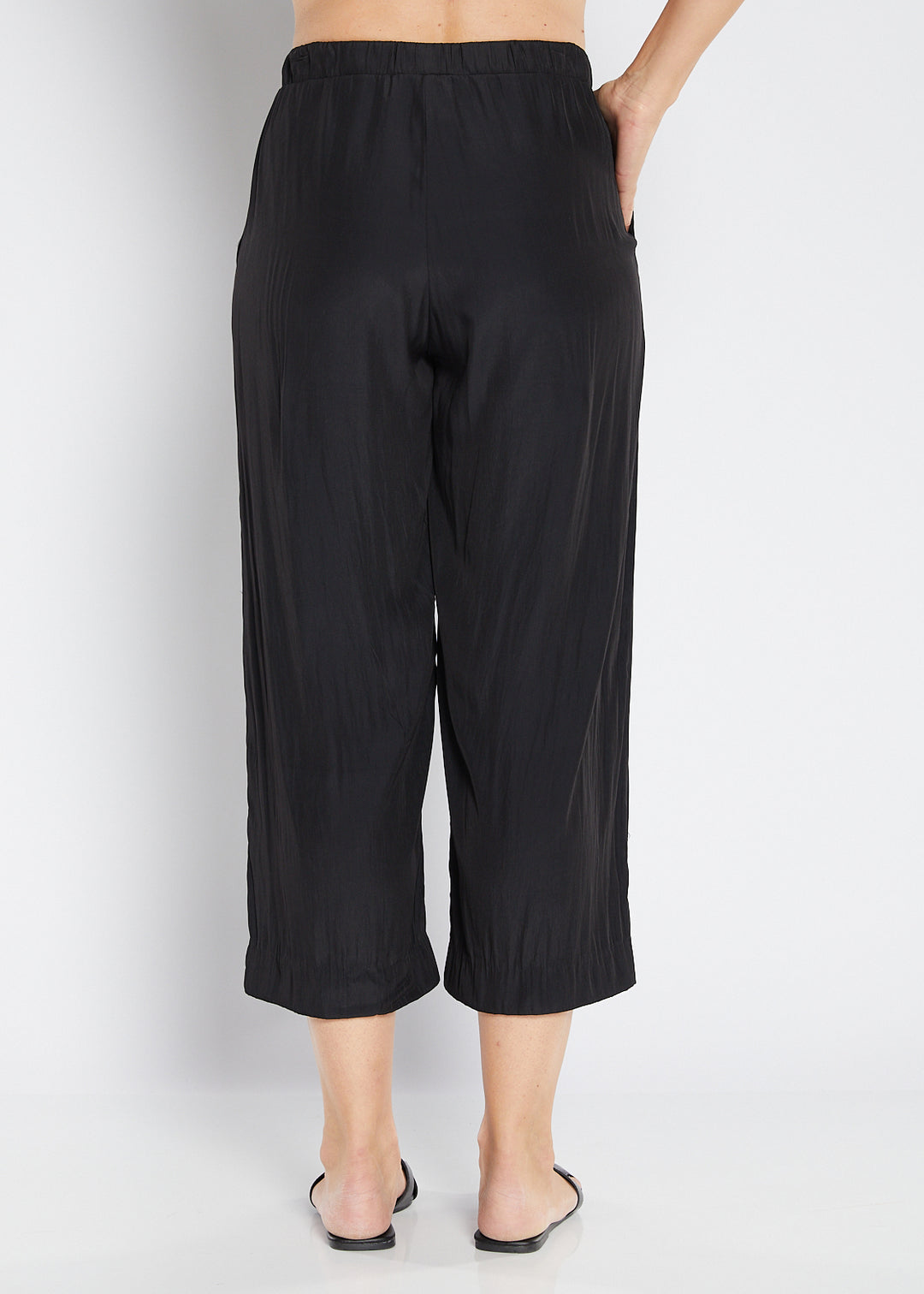 Barbe Lustre drawstring pant in black