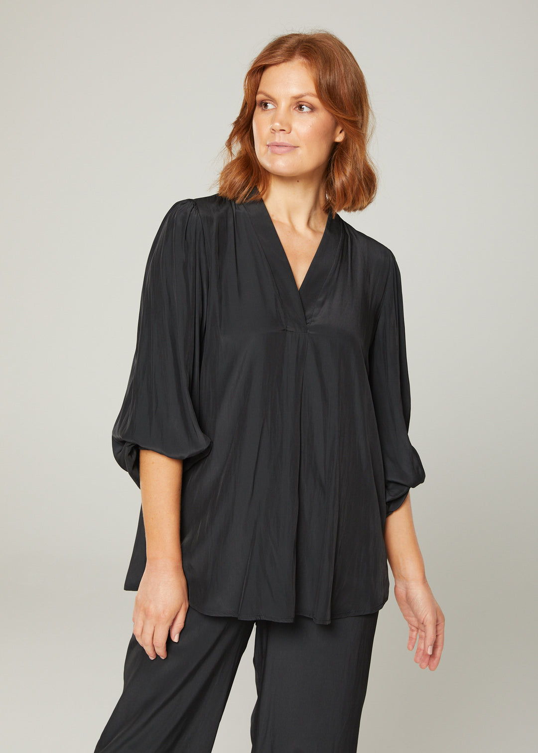 Maple Lustre billow blouse in Black