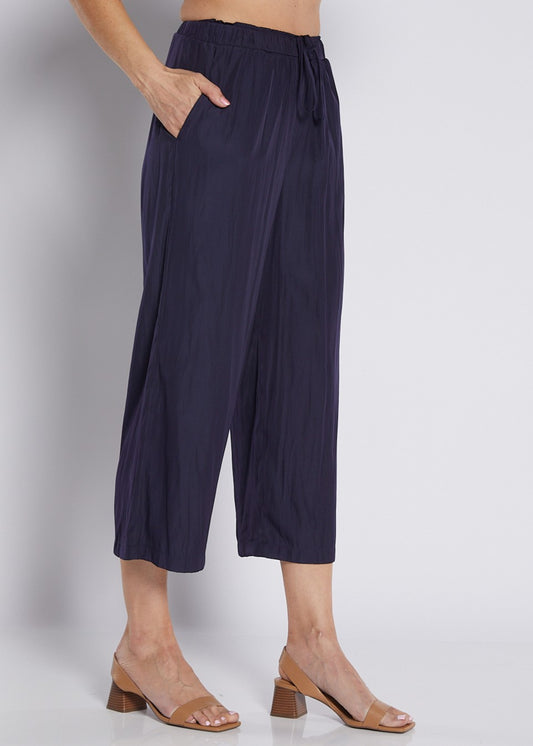 Silky Technical Cropped Drawstring Pant in Navy