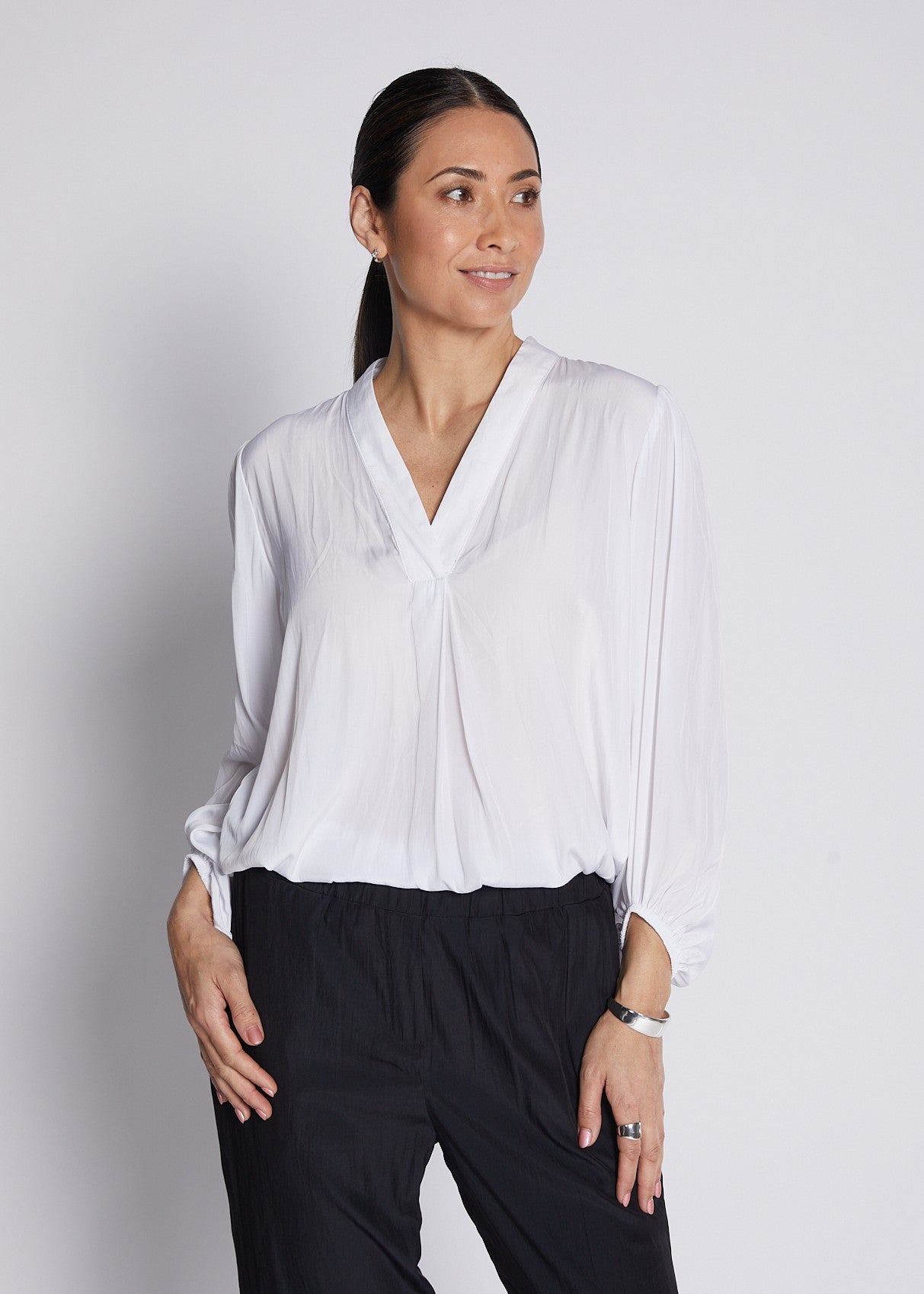 Silky technical V neck billow sleeve blouse in white